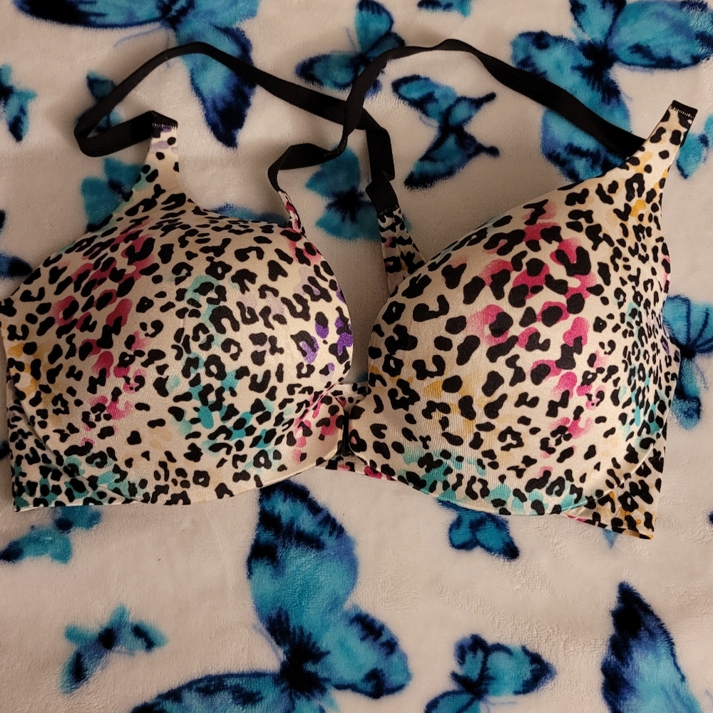 Victoria's Secret Padded Wire Bra - 34D